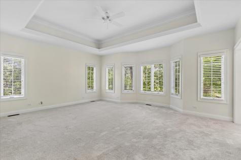 1546 Bobolink Circle Woodstock IL 60098