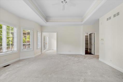 1546 Bobolink Circle Woodstock IL 60098