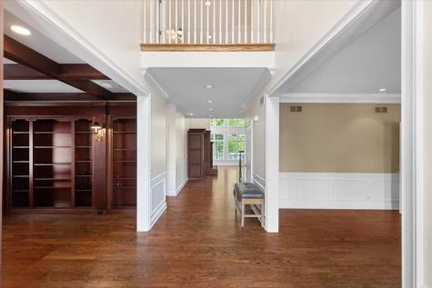 1546 Bobolink Circle Woodstock IL 60098