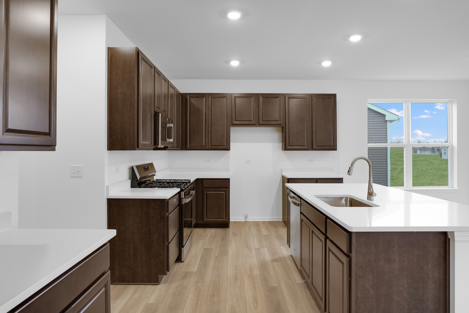 421 Cottrell Lane Aurora IL 60506