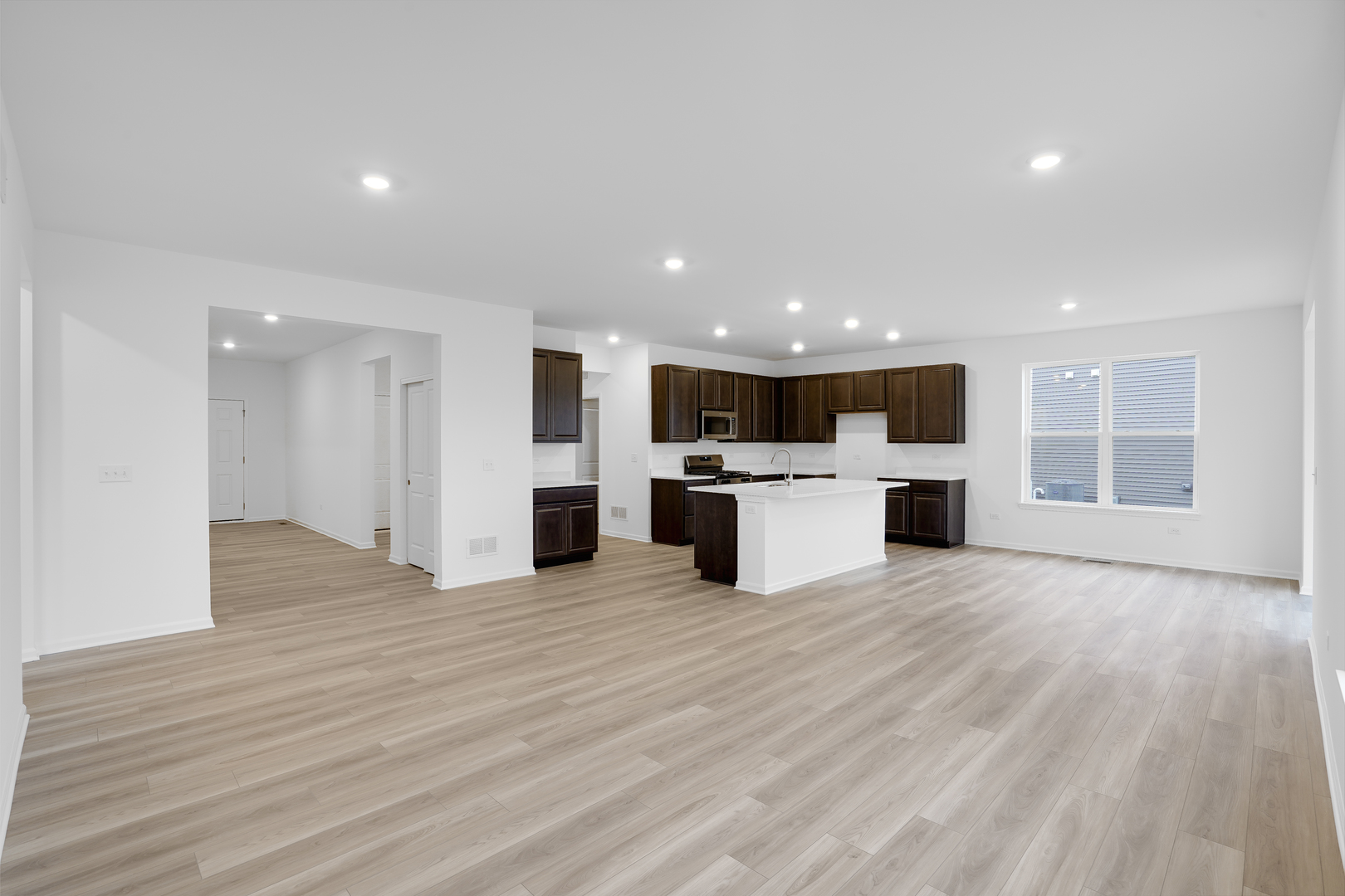 421 Cottrell Lane Aurora IL 60506