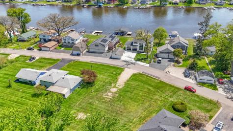 1617 Sunnyside Beach Drive Johnsburg IL 60051
