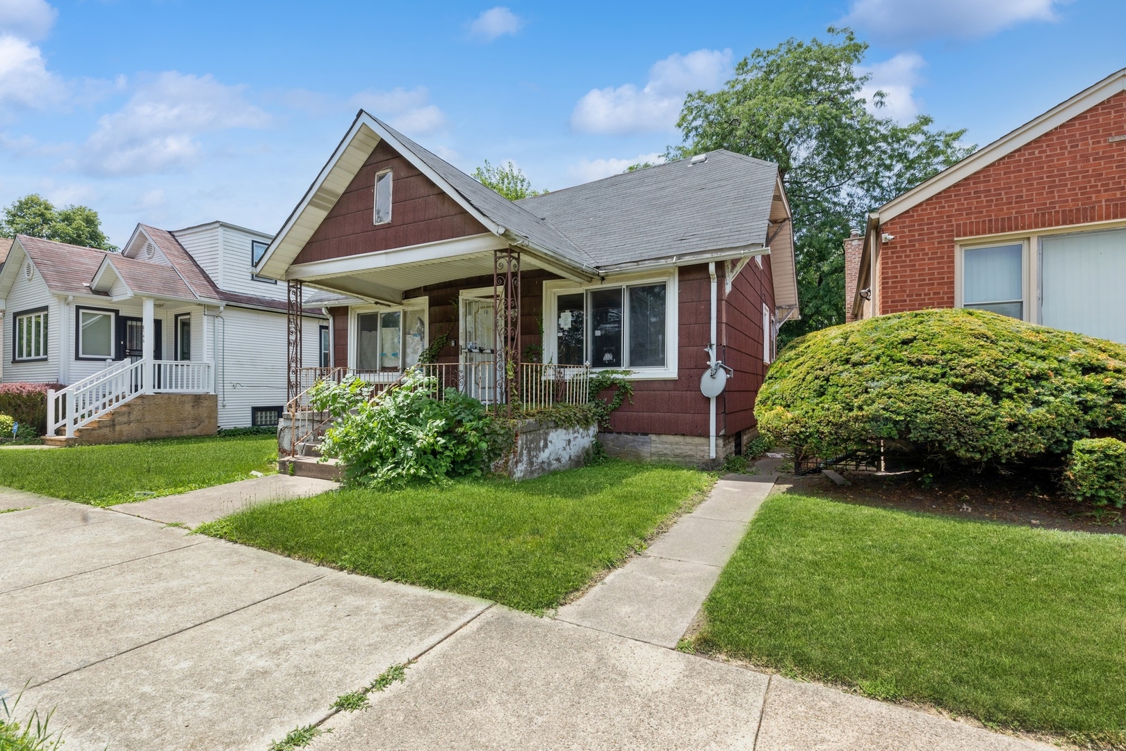 8742 South Constance Avenue Chicago IL 60617