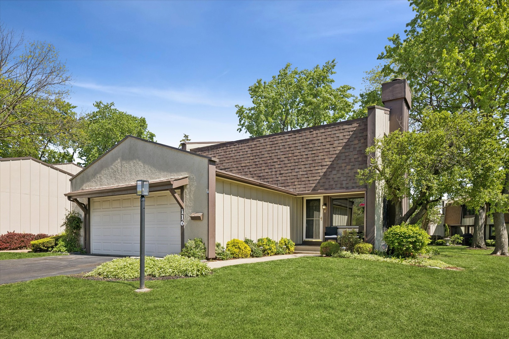 116 Cascade Drive Indian Head Park IL 60525
