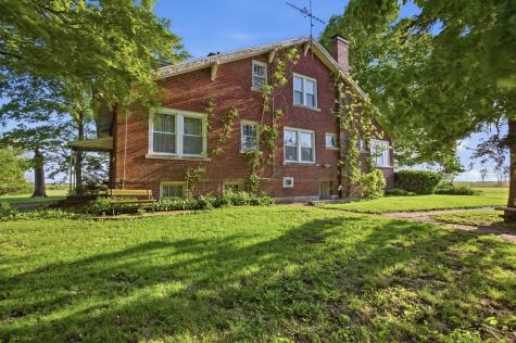 1764 East 500 North Road Cissna Park IL 60924