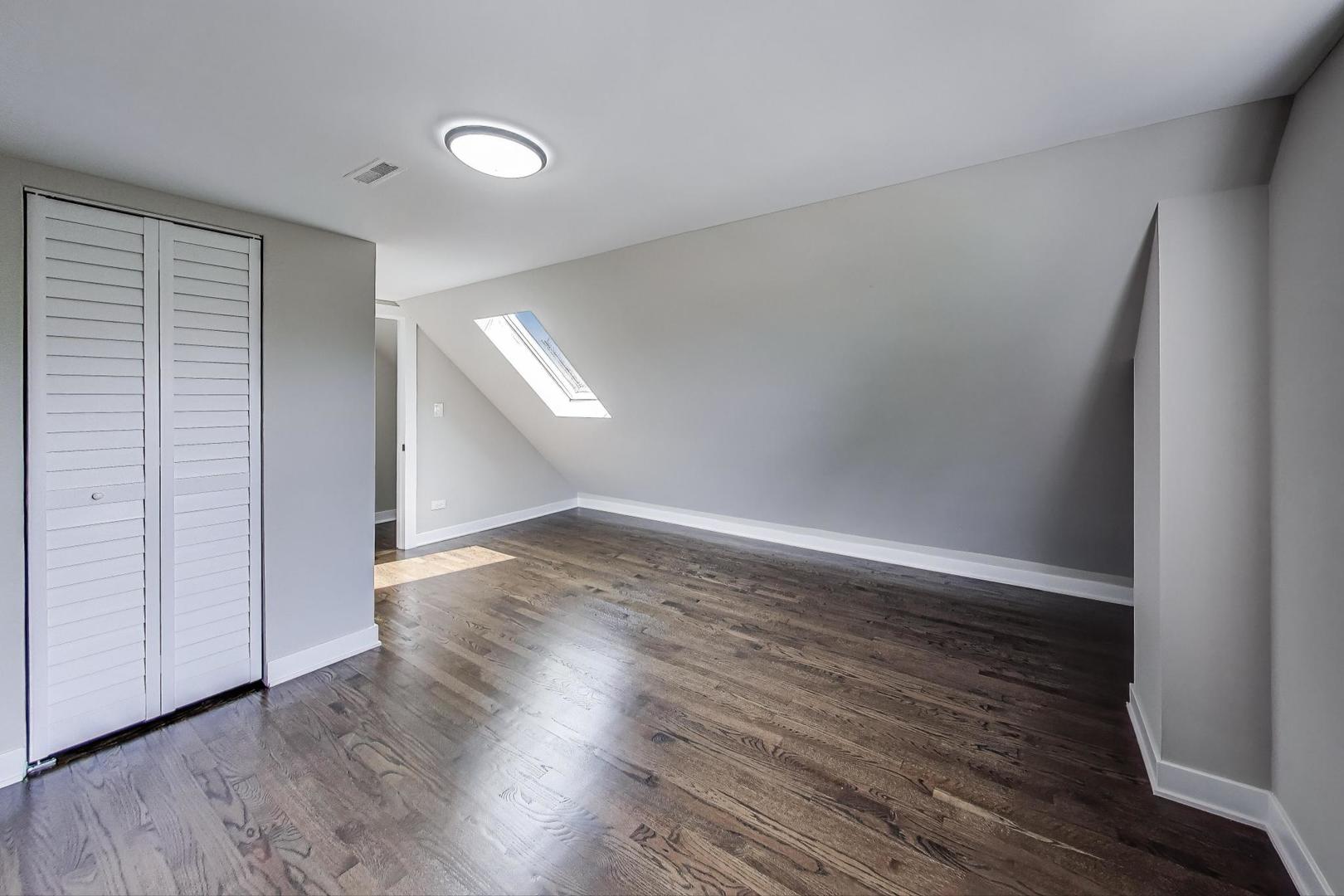 4305 North Mobile Avenue Chicago IL 60634