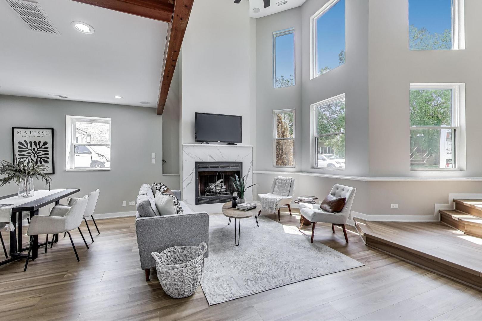 4305 North Mobile Avenue Chicago IL 60634