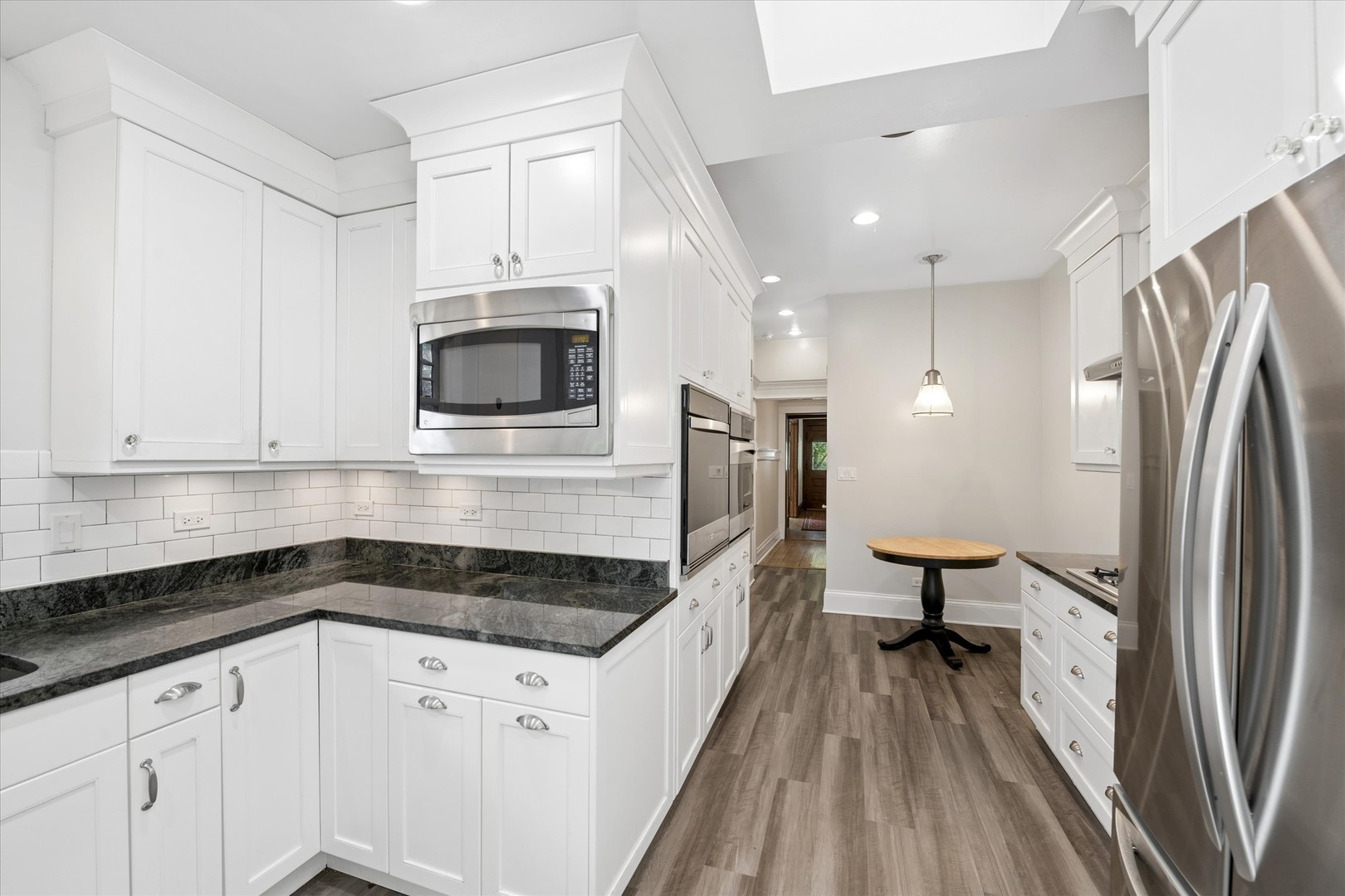 1454 West Cuyler Avenue Chicago IL 60613