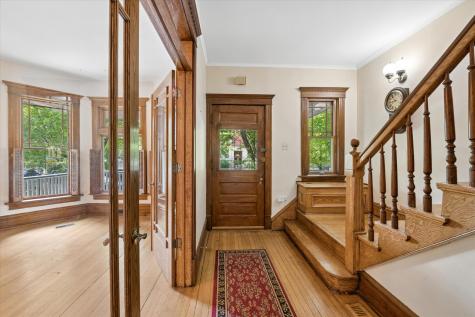 1454 West Cuyler Avenue Chicago IL 60613