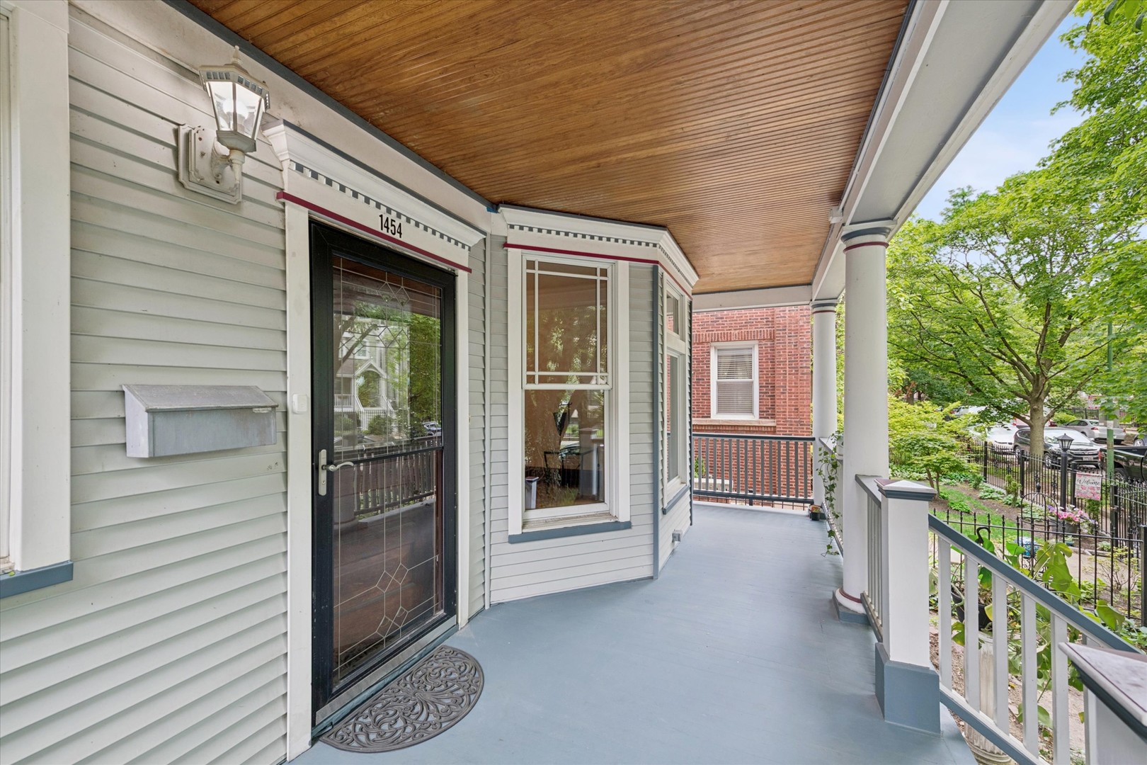 1454 West Cuyler Avenue Chicago IL 60613