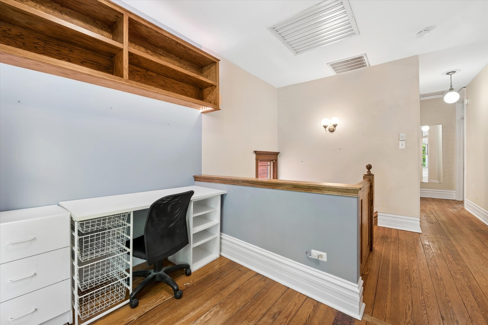 1454 West Cuyler Avenue Chicago IL 60613