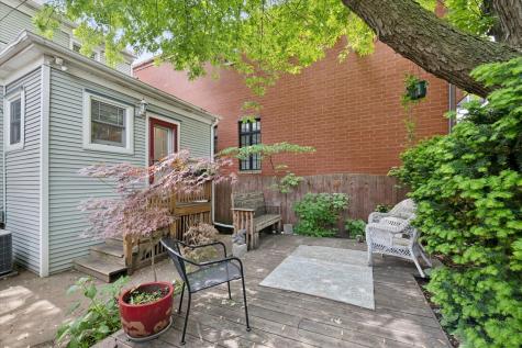 1454 West Cuyler Avenue Chicago IL 60613