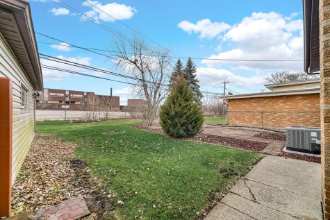 240 Westgate Avenue Chicago Heights IL 60411