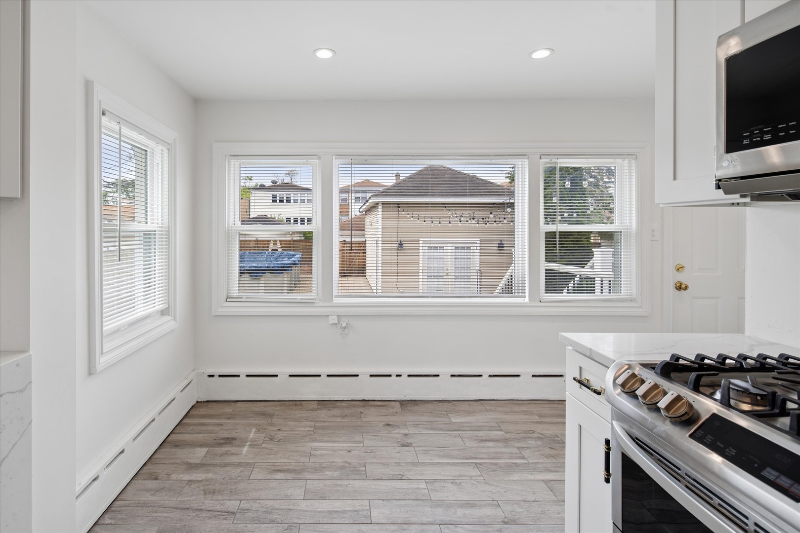 5836 North Manton Avenue Chicago IL 60646