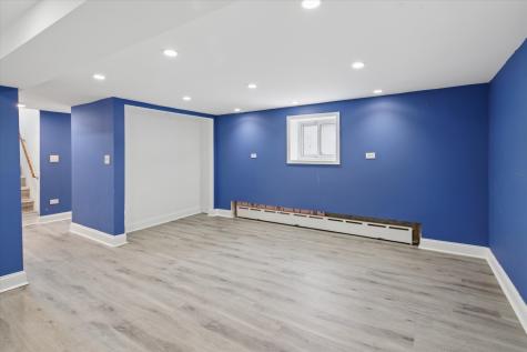 5836 North Manton Avenue Chicago IL 60646