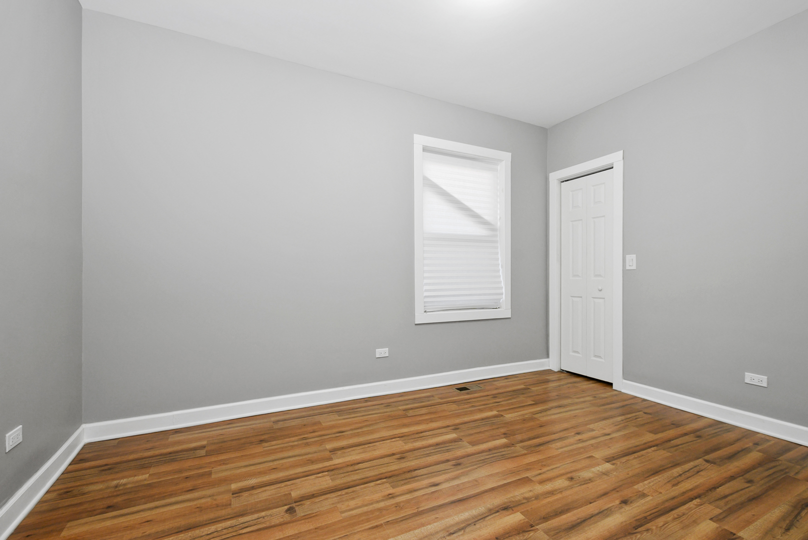 8432 South Green Street Chicago IL 60620