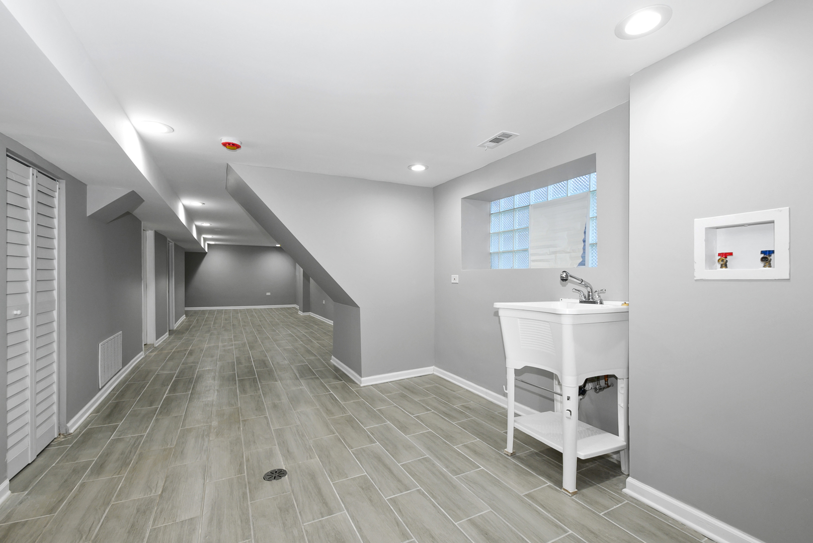 8432 South Green Street Chicago IL 60620