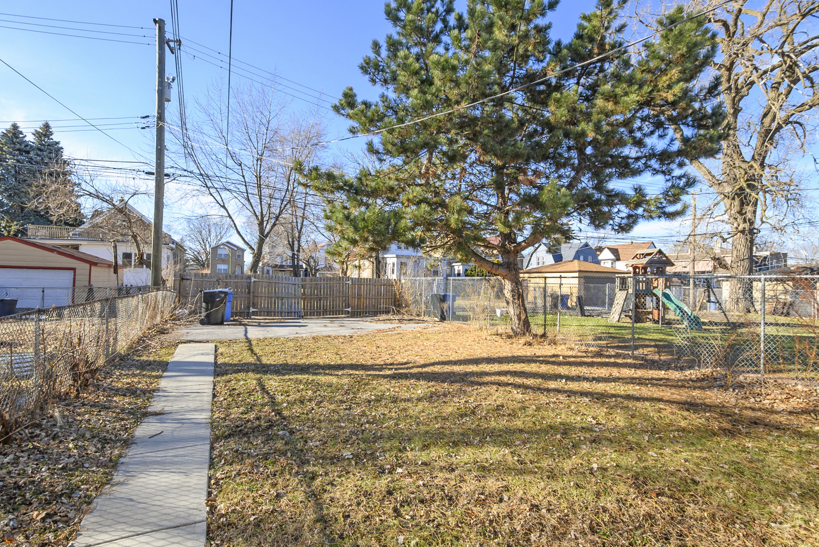 8432 South Green Street Chicago IL 60620