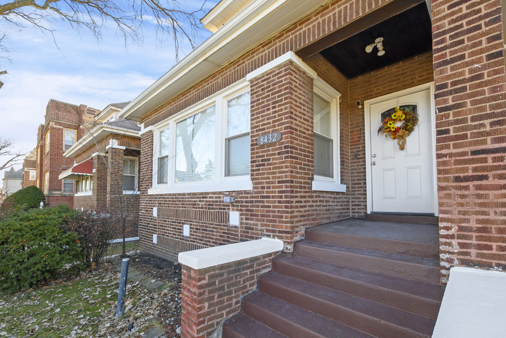 8432 South Green Street Chicago IL 60620