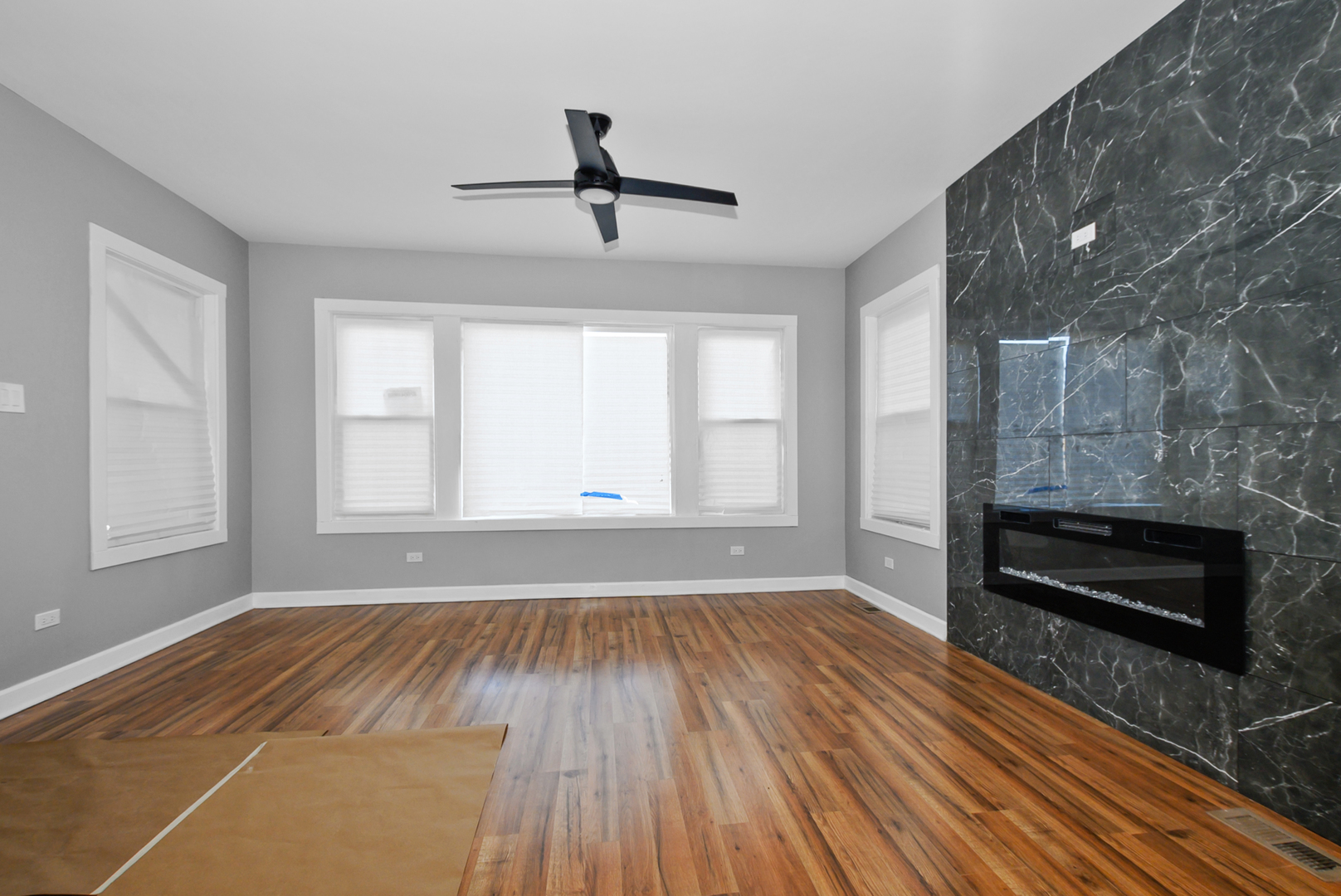 8432 South Green Street Chicago IL 60620