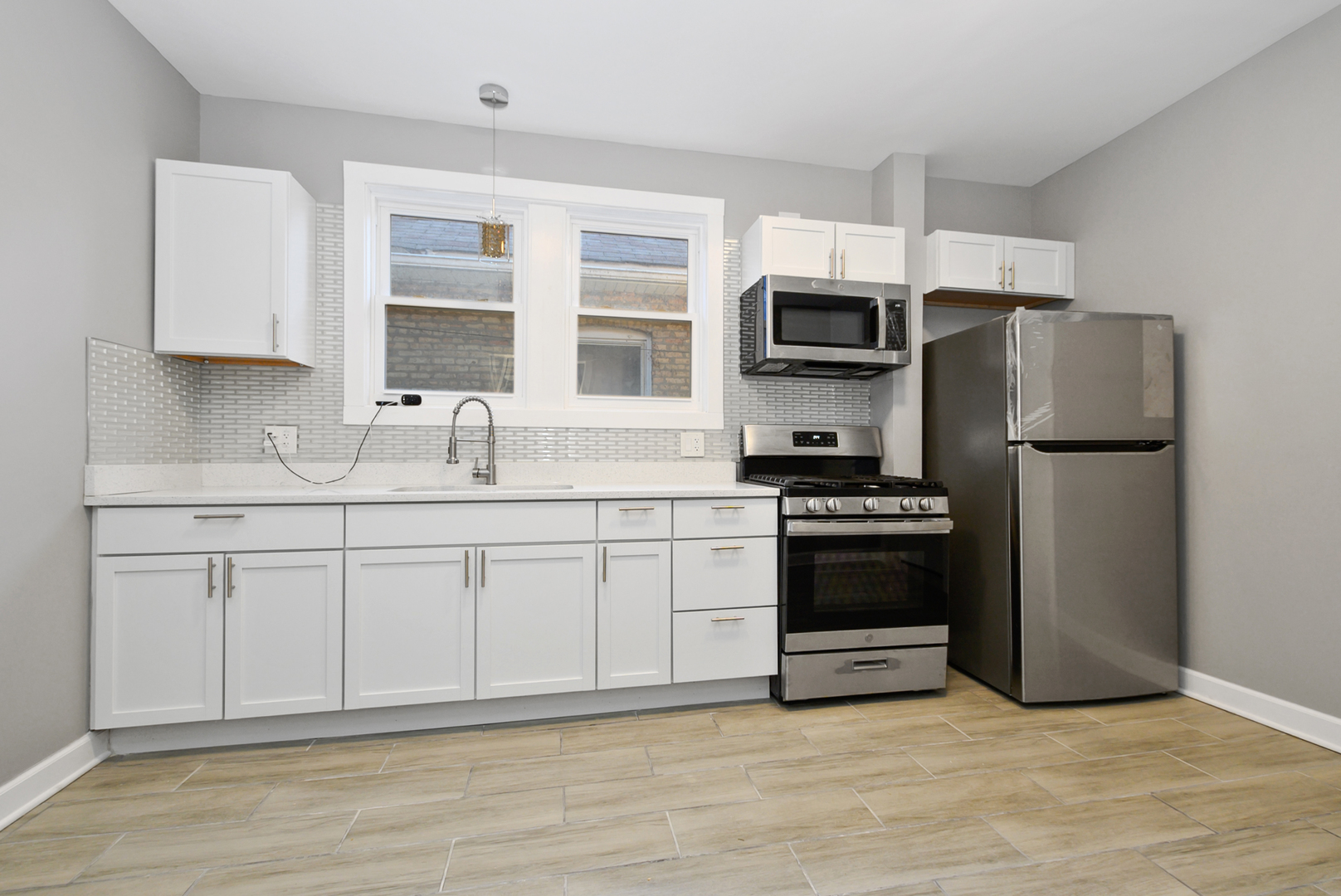 8432 South Green Street Chicago IL 60620