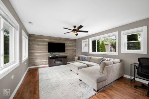 1366 Ivy Lane Crystal Lake IL 60014