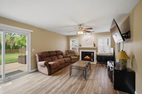55 Washington Avenue Streamwood IL 60107
