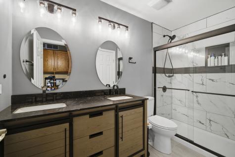 55 Washington Avenue Streamwood IL 60107