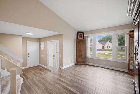 55 Washington Avenue Streamwood IL 60107