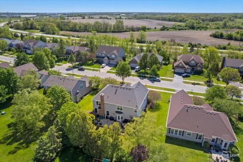 1164 Dorr Drive Sugar Grove IL 60554