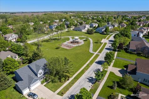 1164 Dorr Drive Sugar Grove IL 60554