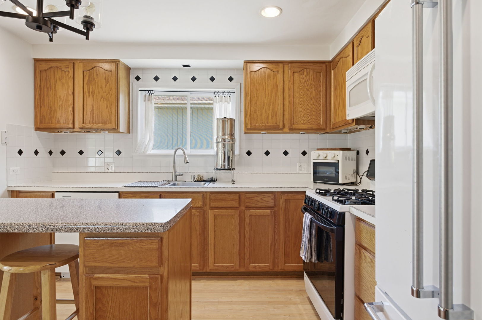 641 North Kenilworth Avenue Elmhurst IL 60126