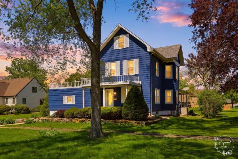 395 East 1st Avenue Clifton IL 60927
