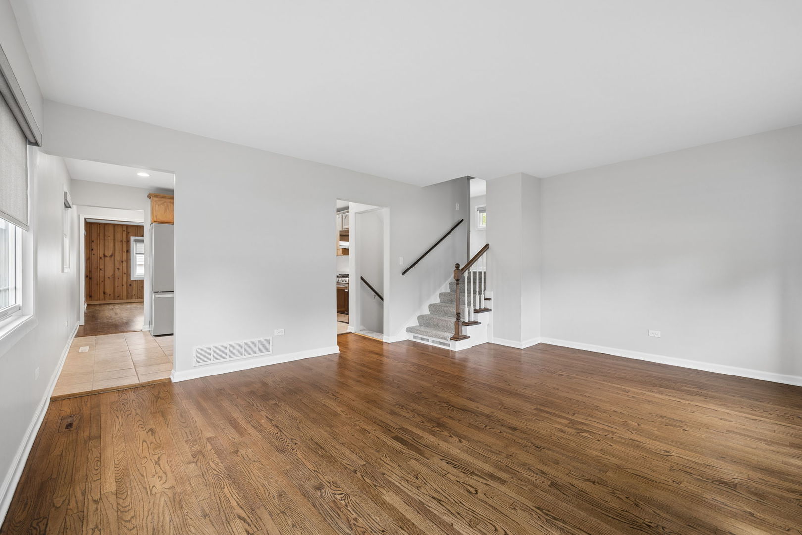 573 South Chase Avenue Lombard IL 60148