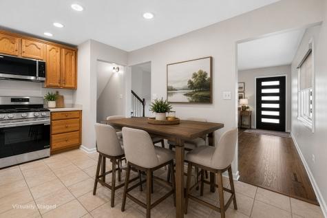 573 South Chase Avenue Lombard IL 60148