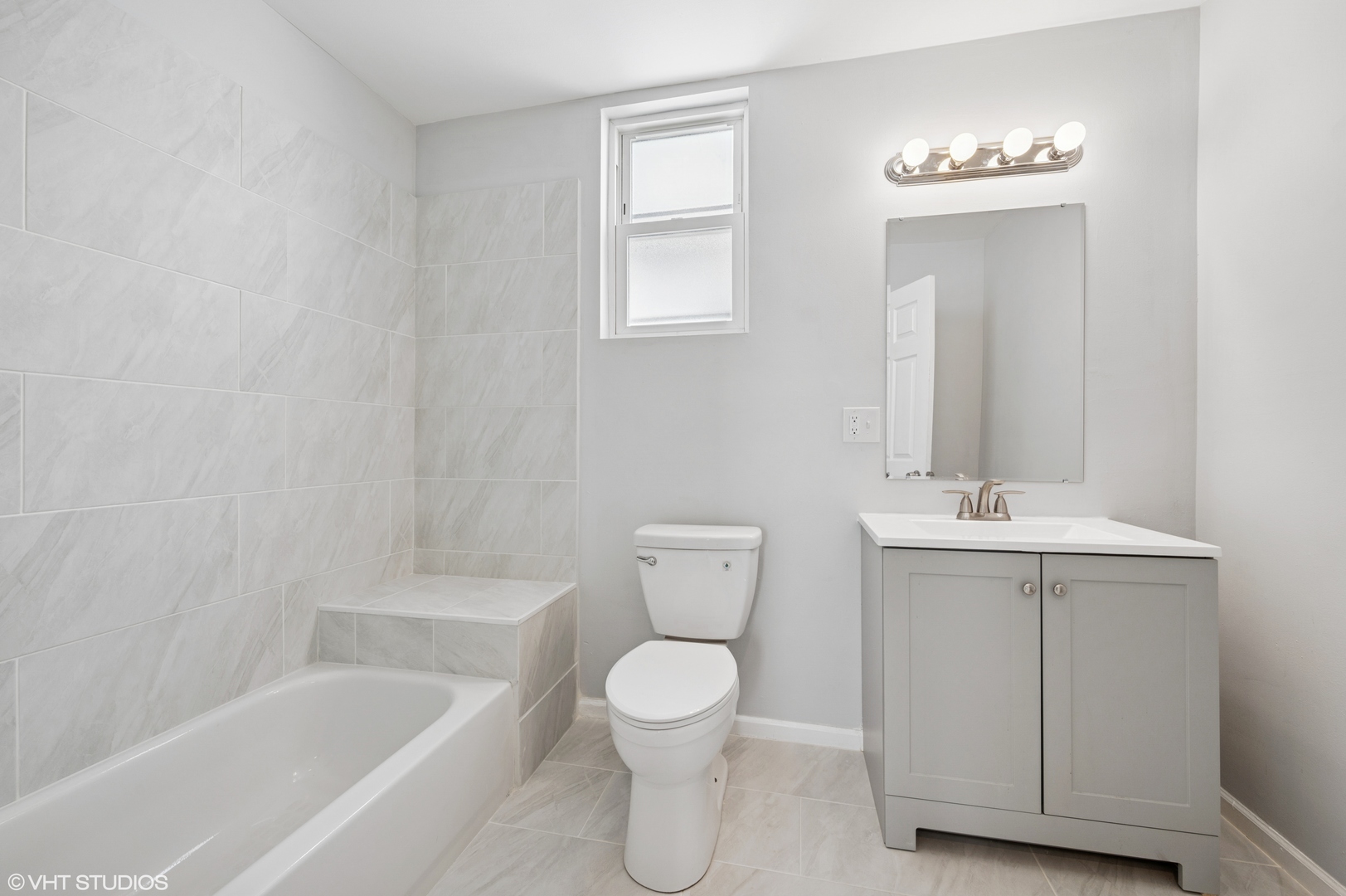 1047 North Kedvale Avenue Chicago IL 60651