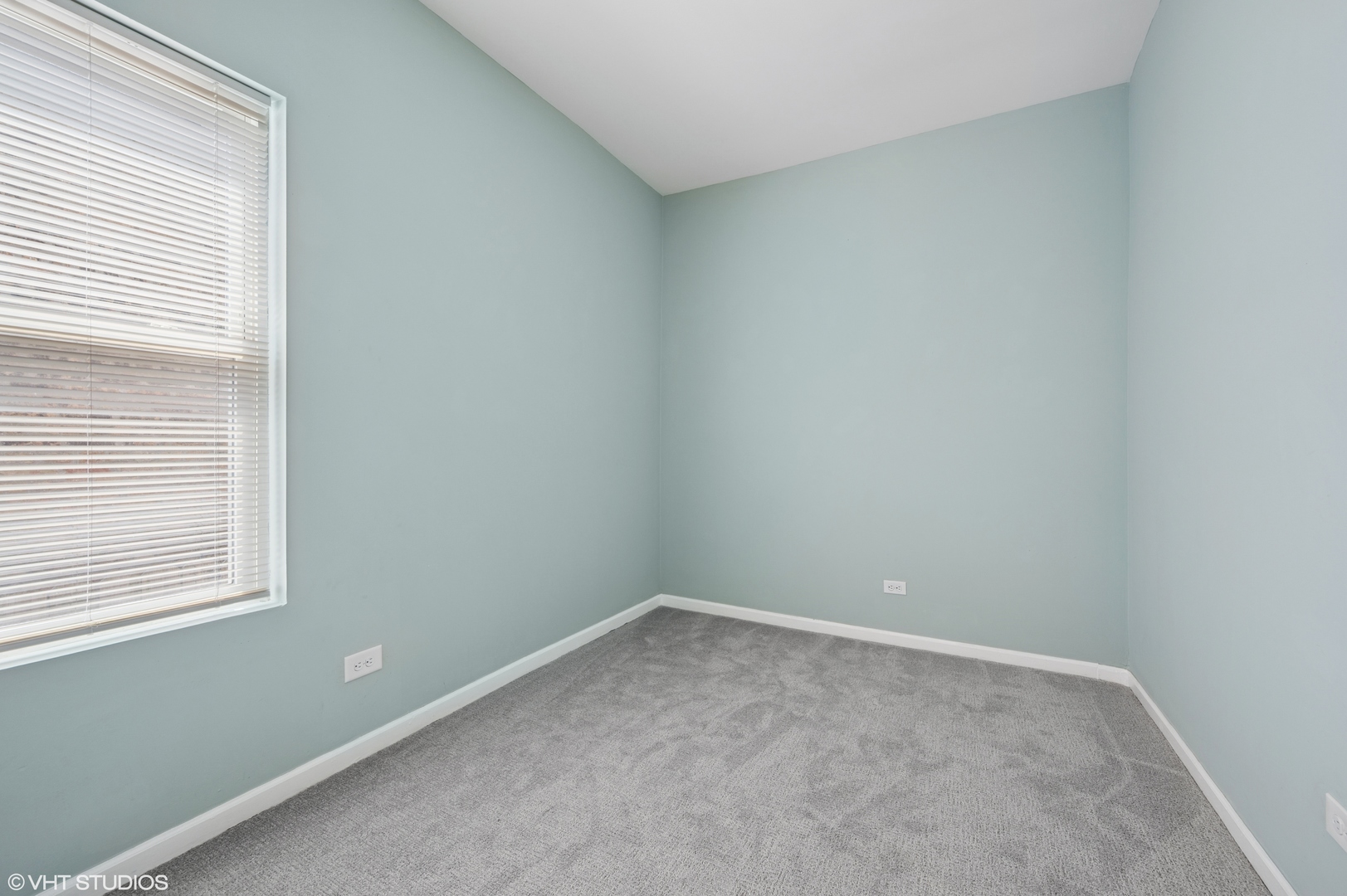 1047 North Kedvale Avenue Chicago IL 60651