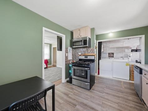 114 Geneva Avenue Bellwood IL 60104