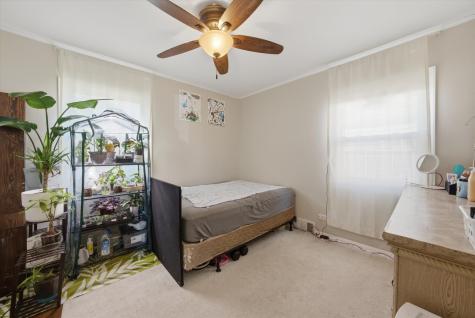 114 Geneva Avenue Bellwood IL 60104