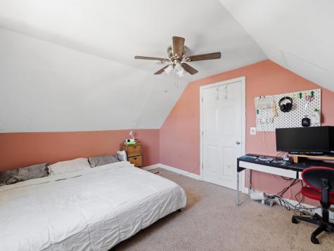 114 Geneva Avenue Bellwood IL 60104
