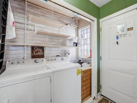 114 Geneva Avenue Bellwood IL 60104