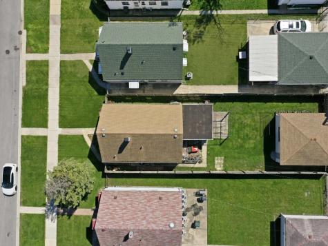 114 Geneva Avenue Bellwood IL 60104