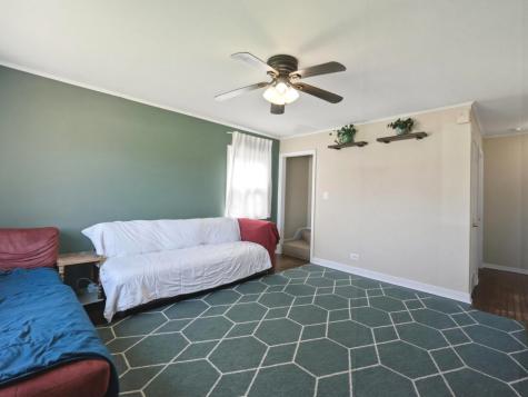 114 Geneva Avenue Bellwood IL 60104