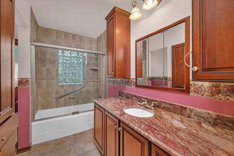 409 West Jefferson Street Morris IL 60450