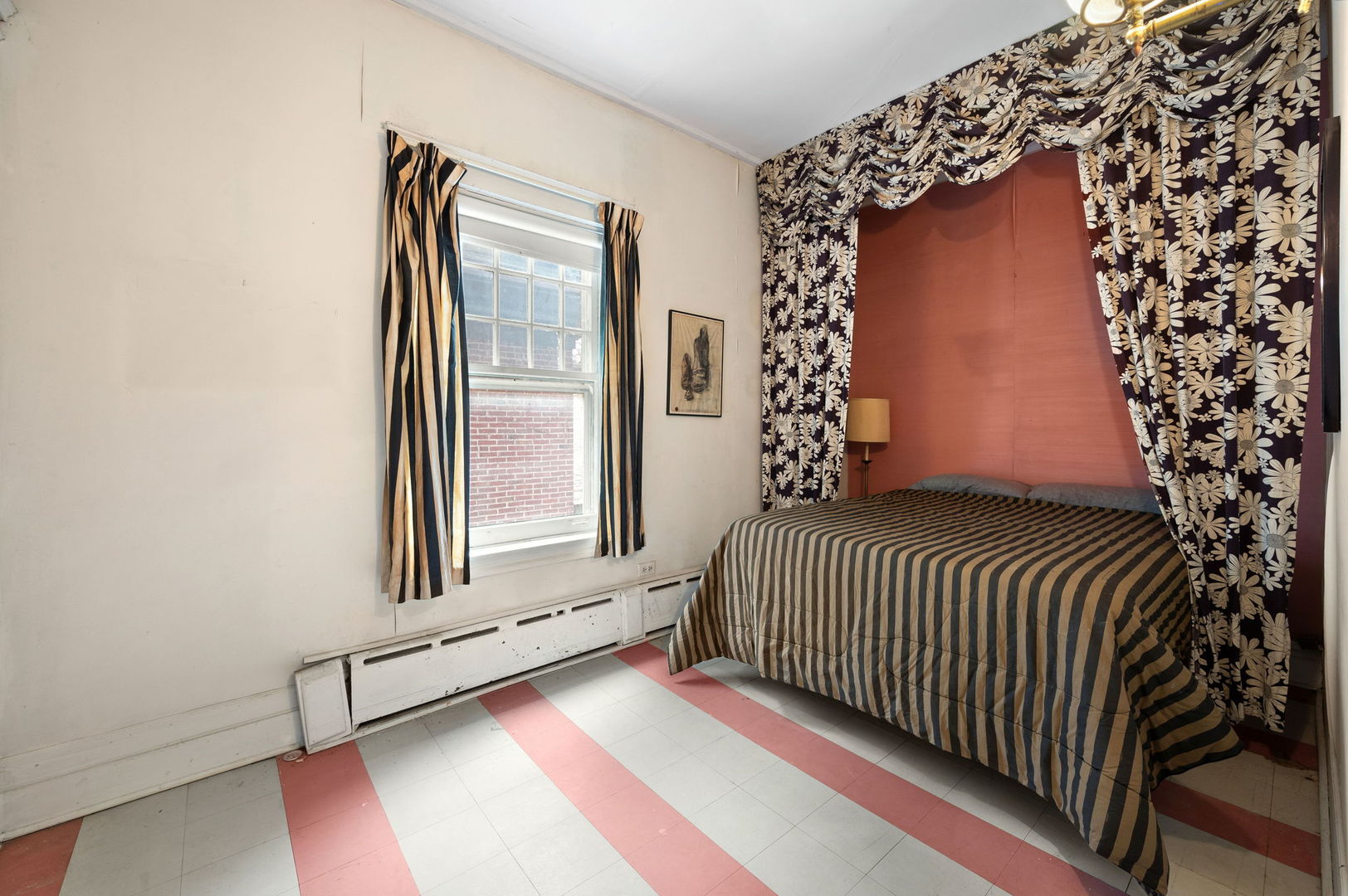 832 West Junior Terrace Chicago IL 60613