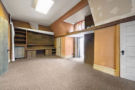 832 West Junior Terrace Chicago IL 60613