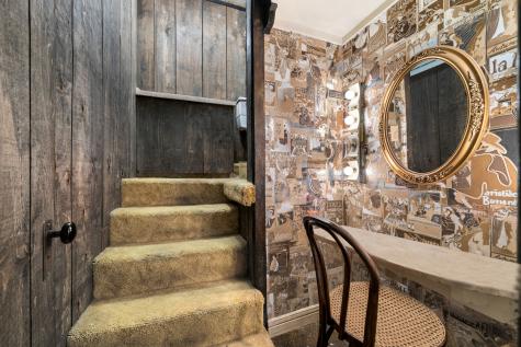 832 West Junior Terrace Chicago IL 60613