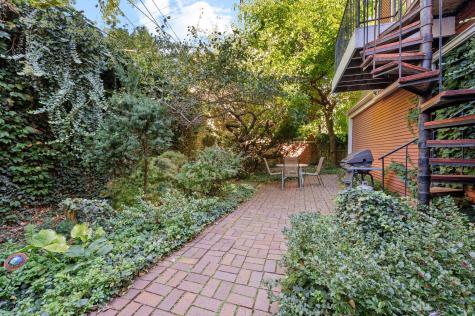 832 West Junior Terrace Chicago IL 60613