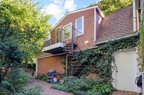 832 West Junior Terrace Chicago IL 60613