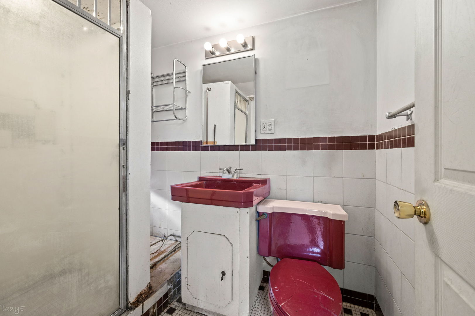 832 West Junior Terrace Chicago IL 60613